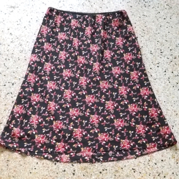 Max studio skirt - Picture 3 of 13